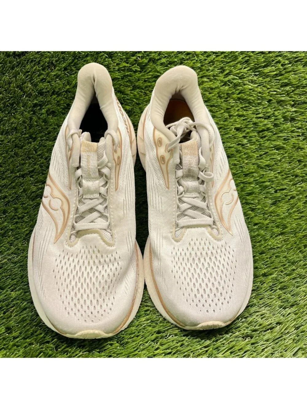 Saucony Ride 18 Womens Size 8.5 Ivory Athletic Running Walking Shoes Sneakers